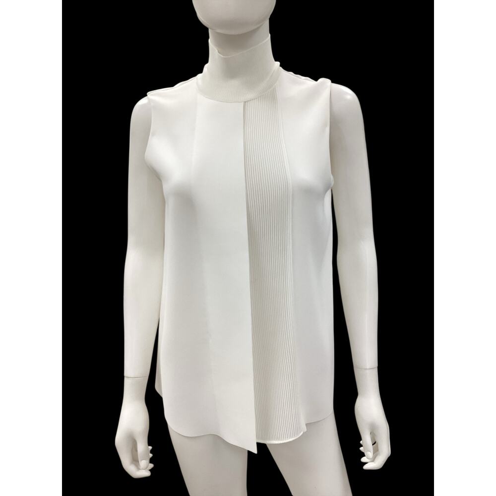 Vince. Top Women’s Size S High Neckline Pleated Sleeveless Off White Beautiful!